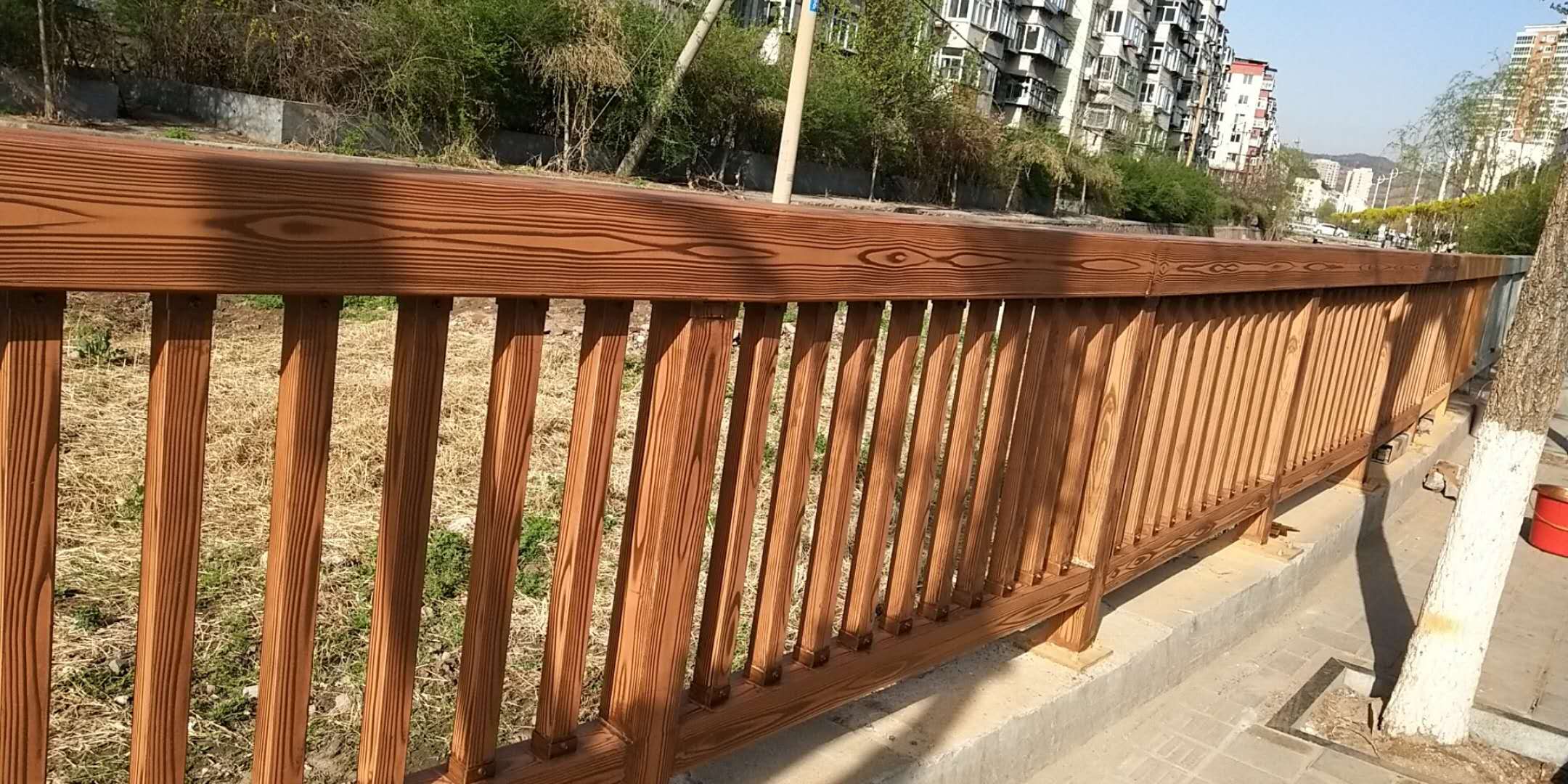 惠州河北承德护栏仿木纹漆项目